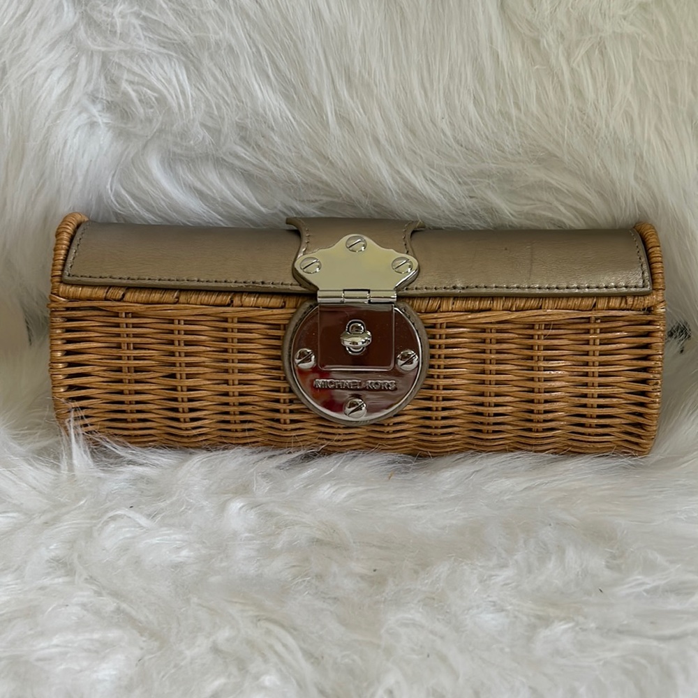 Michael Kors Clutch Rattan in Champagne